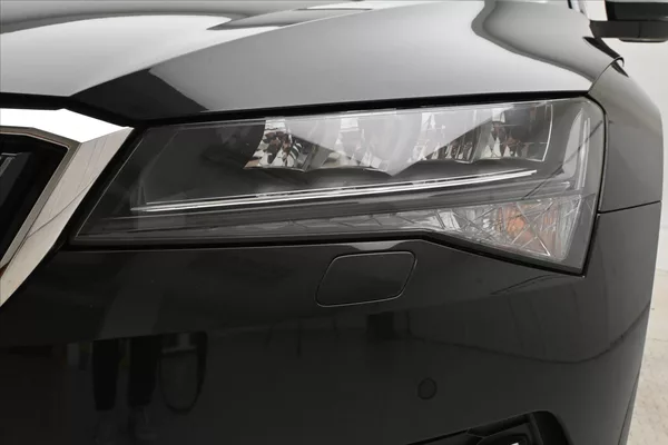 Škoda Superb 2,0 TDI 110kW DSG Style Záruka - foto 22