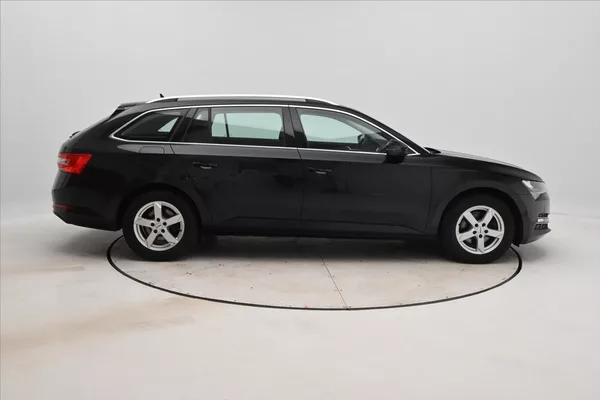 Škoda Superb 2,0 TDI 110kW DSG Style Záruka - foto 4