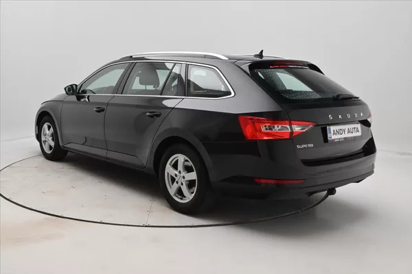 Škoda Superb 2,0 TDI 110kW DSG Style Záruka - foto 7
