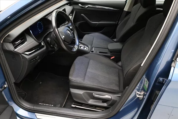 Škoda Octavia 2,0 TDI 110 kW DSG Style Záruk - foto 13