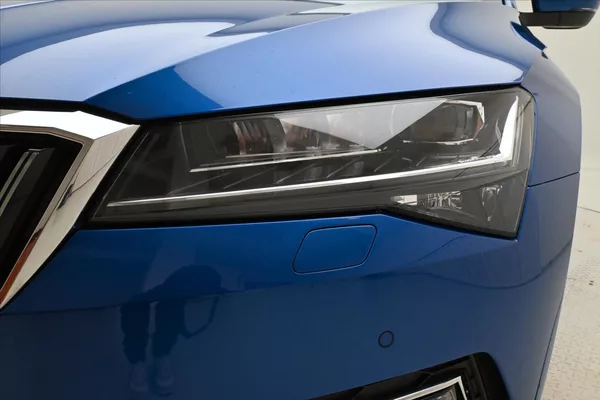 Škoda Superb 2,0 TDI 110 kW DSG Style Záruk - foto 29