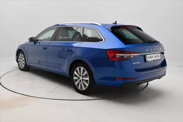 Škoda Superb 2,0 TDI 110 kW DSG Style Záruk - foto 7