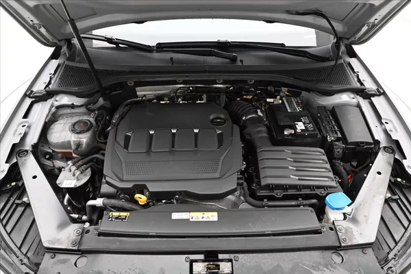 Volkswagen Passat 2,0 TDI 110 kW DSG Business Zá - foto 9