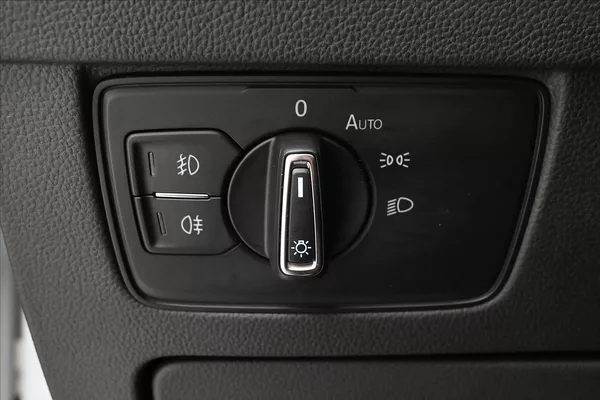 Volkswagen Passat 2,0 TDI 110 kW DSG Business Zá - foto 27