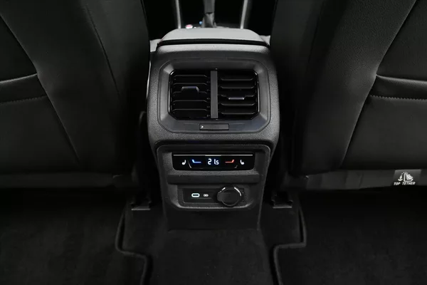 Seat Tarraco 2,0 FR TDI 147 kW DSG 4x4 Záru - foto 22