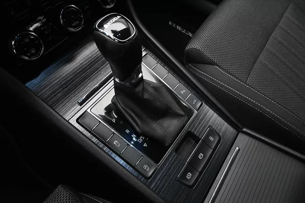 Škoda Superb 2,0 TDI 147 kW DSG STYLE Záruk - foto 23