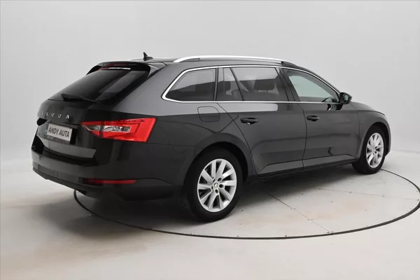 Škoda Superb 2,0 TDI 147 kW DSG STYLE Záruk - foto 5