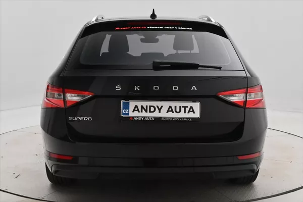 Škoda Superb 2,0 TDI 147 kW DSG STYLE Záruk - foto 6