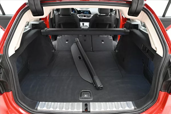 BMW Řada 3 2,0 320d 140 kW Steptronic Zár - foto 11