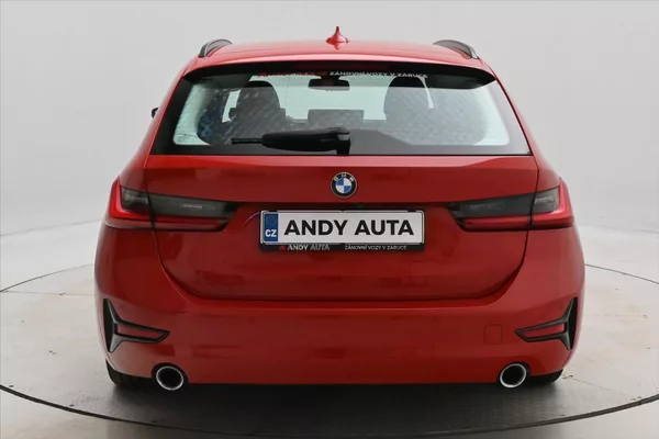 BMW Řada 3 2,0 320d 140 kW Steptronic Zár - foto 6