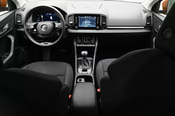 Škoda Karoq 1,5 TSI 110 kW DSG Ambition Zá - foto 15