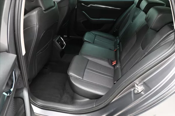 Škoda Octavia 2,0 TDI 110 kW DSG Style Záruk - foto 14