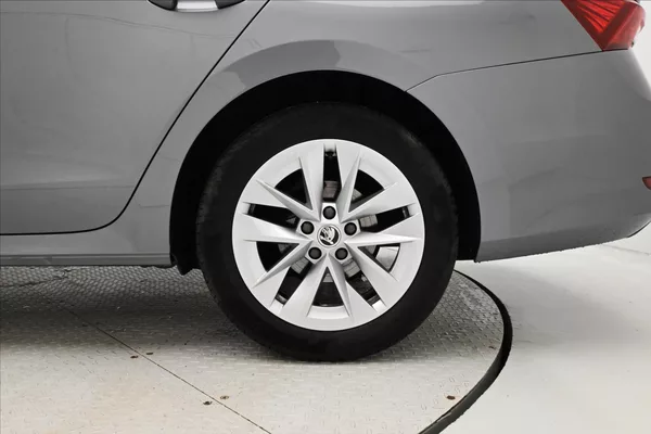 Škoda Octavia 2,0 TDI 110 kW DSG Style Záruk - foto 30