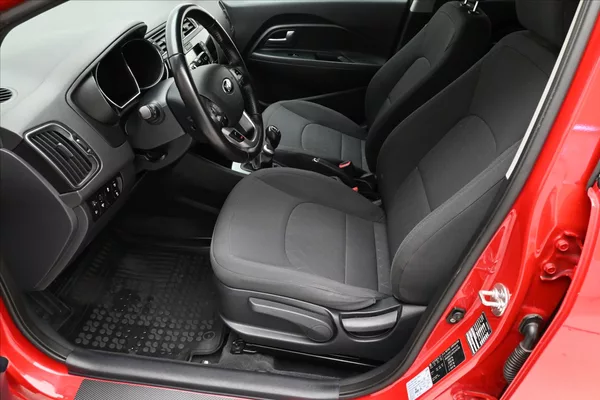 Kia Rio 1,4 CVVT 80kW KLIMA Manuál Zár - foto 13