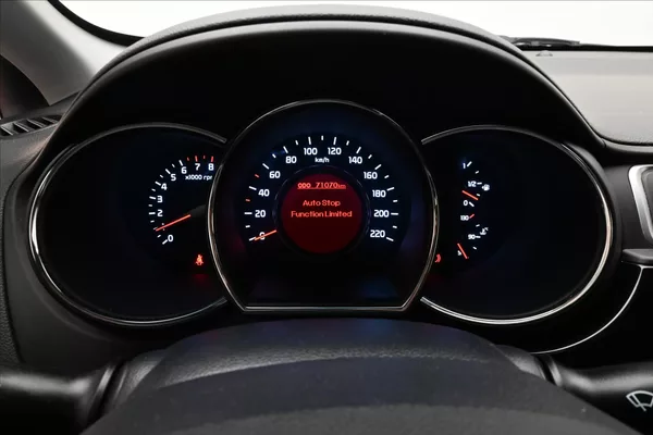 Kia Rio 1,4 CVVT 80kW KLIMA Manuál Zár - foto 16