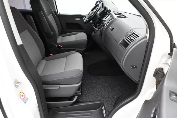 Volkswagen Caravelle 2,0 TDI 132kW Manuál Tažné Zár - foto 14