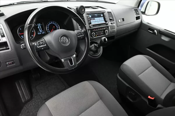 Volkswagen Caravelle 2,0 TDI 132kW Manuál Tažné Zár - foto 16