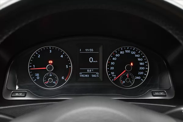 Volkswagen Caravelle 2,0 TDI 132kW Manuál Tažné Zár - foto 17