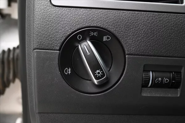 Volkswagen Caravelle 2,0 TDI 132kW Manuál Tažné Zár - foto 24