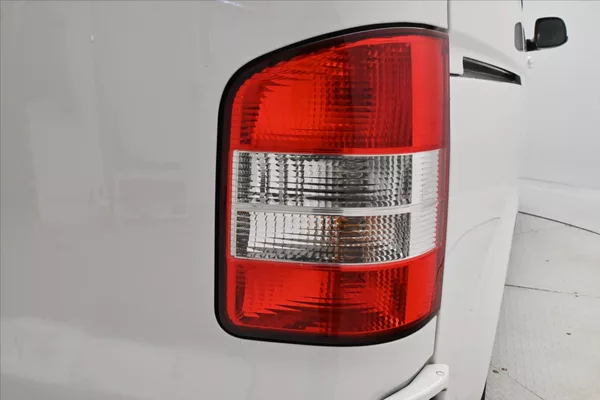 Volkswagen Caravelle 2,0 TDI 132kW Manuál Tažné Zár - foto 30