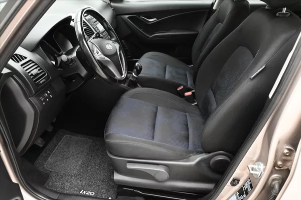 Hyundai ix20 1,4 CVVT 66 KW KLIMA Záruka až - foto 13