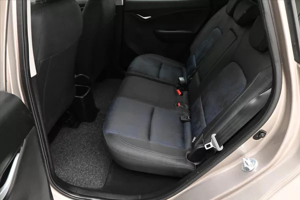 Hyundai ix20 1,4 CVVT 66 KW KLIMA Záruka až - foto 14