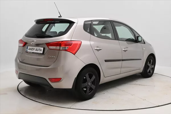 Hyundai ix20 1,4 CVVT 66 KW KLIMA Záruka až - foto 5