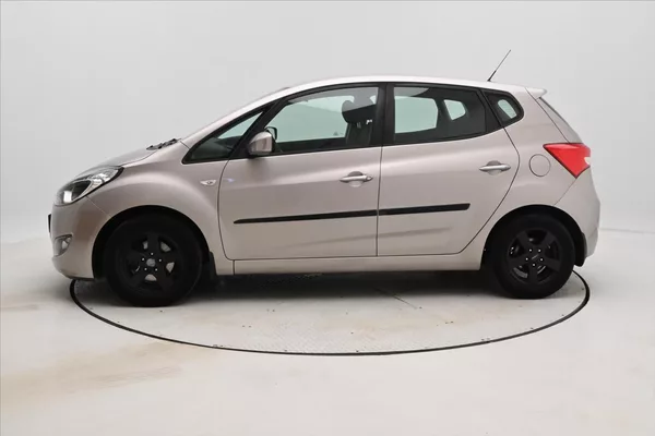Hyundai ix20 1,4 CVVT 66 KW KLIMA Záruka až - foto 8