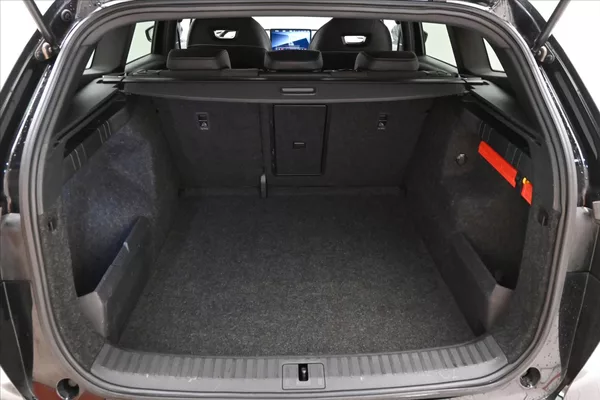 Škoda Enyaq iV60 132 kW SportLINE Záruka a - foto 10