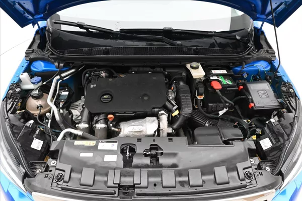Peugeot 308 1,5 BlueHDI 96 kW Allure Záruk - foto 9