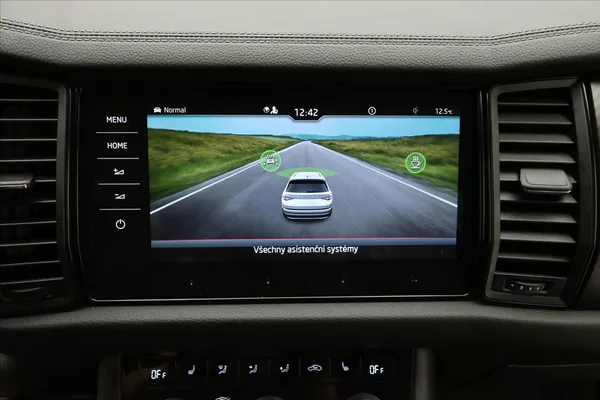 Škoda Kodiaq 2,0 TDI 147 kW DSG 4x4 Sportli - foto 19