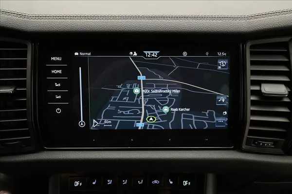Škoda Kodiaq 2,0 TDI 147 kW DSG 4x4 Sportli - foto 20