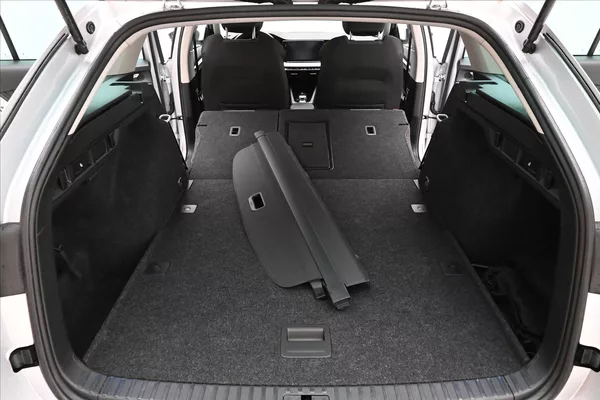 Škoda Octavia 2,0 TDI 110 kW DSG Clever Záru - foto 11
