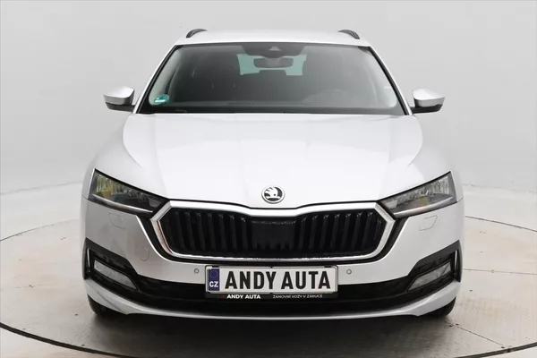 Škoda Octavia 2,0 TDI 110 kW DSG Clever Záru - foto 2