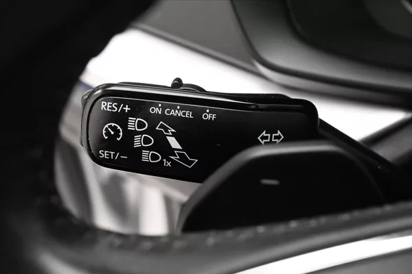 Škoda Octavia 2,0 TDI 110 kW DSG Clever Záru - foto 23