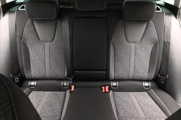 Škoda Octavia 2,0 TDI 110 kW DSG Clever Záru - foto 27