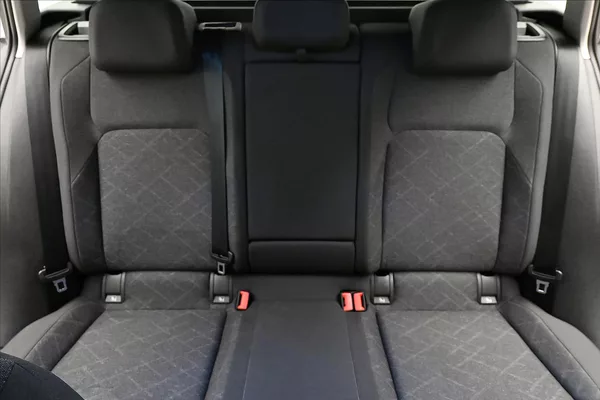 Volkswagen Golf 2,0 TDI 85 kW DSG Life Záruka - foto 28