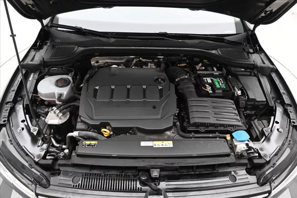 Volkswagen Golf 2,0 TDI 85 kW DSG Life Záruka - foto 9