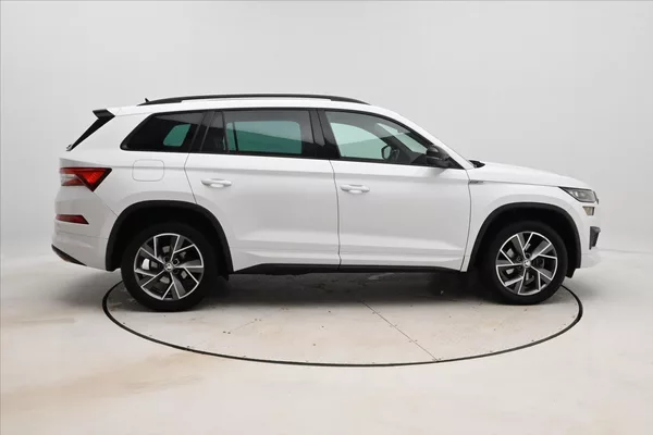 Škoda Kodiaq 1,5 TSI 110kW DSG Sportline 7/ - foto 4