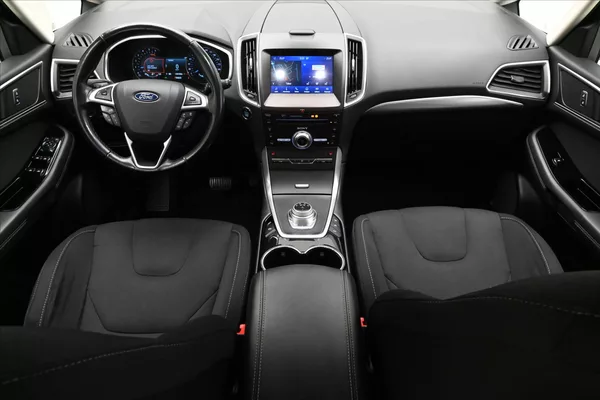 Ford S-MAX 2,0 EcoBLUE 140 kW AT8 7MÍST Z - foto 16