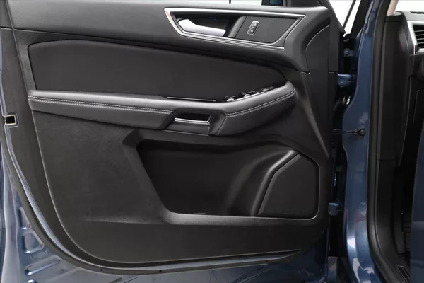 Ford S-MAX 2,0 EcoBLUE 140 kW AT8 7MÍST Z - foto 24