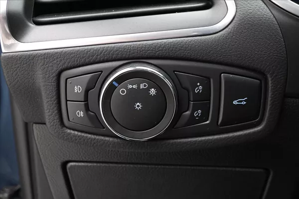 Ford S-MAX 2,0 EcoBLUE 140 kW AT8 7MÍST Z - foto 26