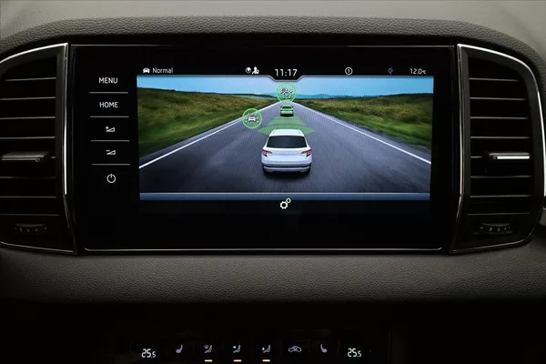 Škoda Karoq 1,5 TSI 110 kW DSG STYLE Záruk - foto 19