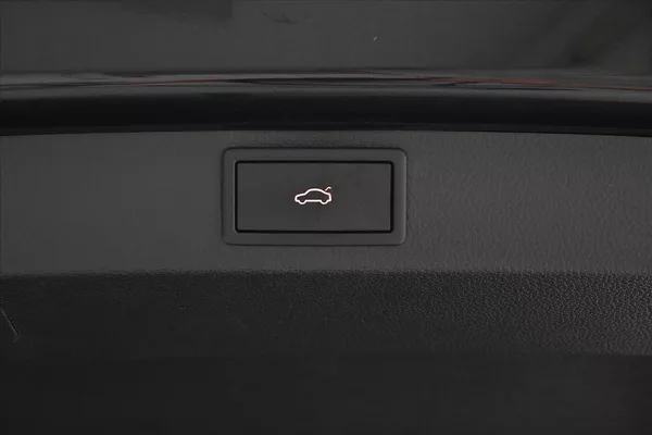 Škoda Karoq 1,5 TSI 110 kW DSG STYLE Záruk - foto 27