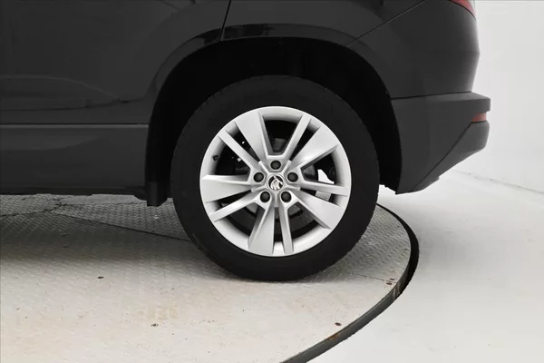 Škoda Karoq 1,5 TSI 110 kW DSG STYLE Záruk - foto 32