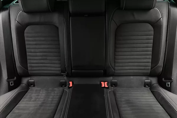 Volkswagen Passat 2,0 TDI 110 kW DSG ELEGANCE Zá - foto 28