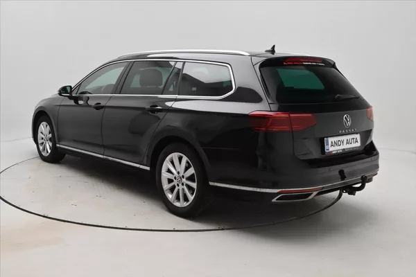 Volkswagen Passat 2,0 TDI 110 kW DSG ELEGANCE Zá - foto 7