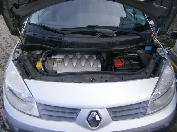 Renault Scénic 1.6i serviska - foto 15