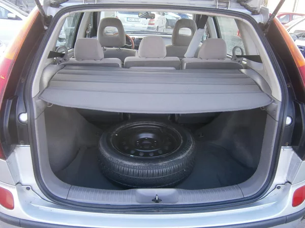 Nissan Almera Tino 1.8i CZ,LPG do 2031 - foto 9