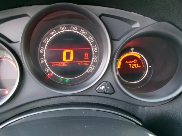 Citroën C4 1.6HDi serviska - foto 13